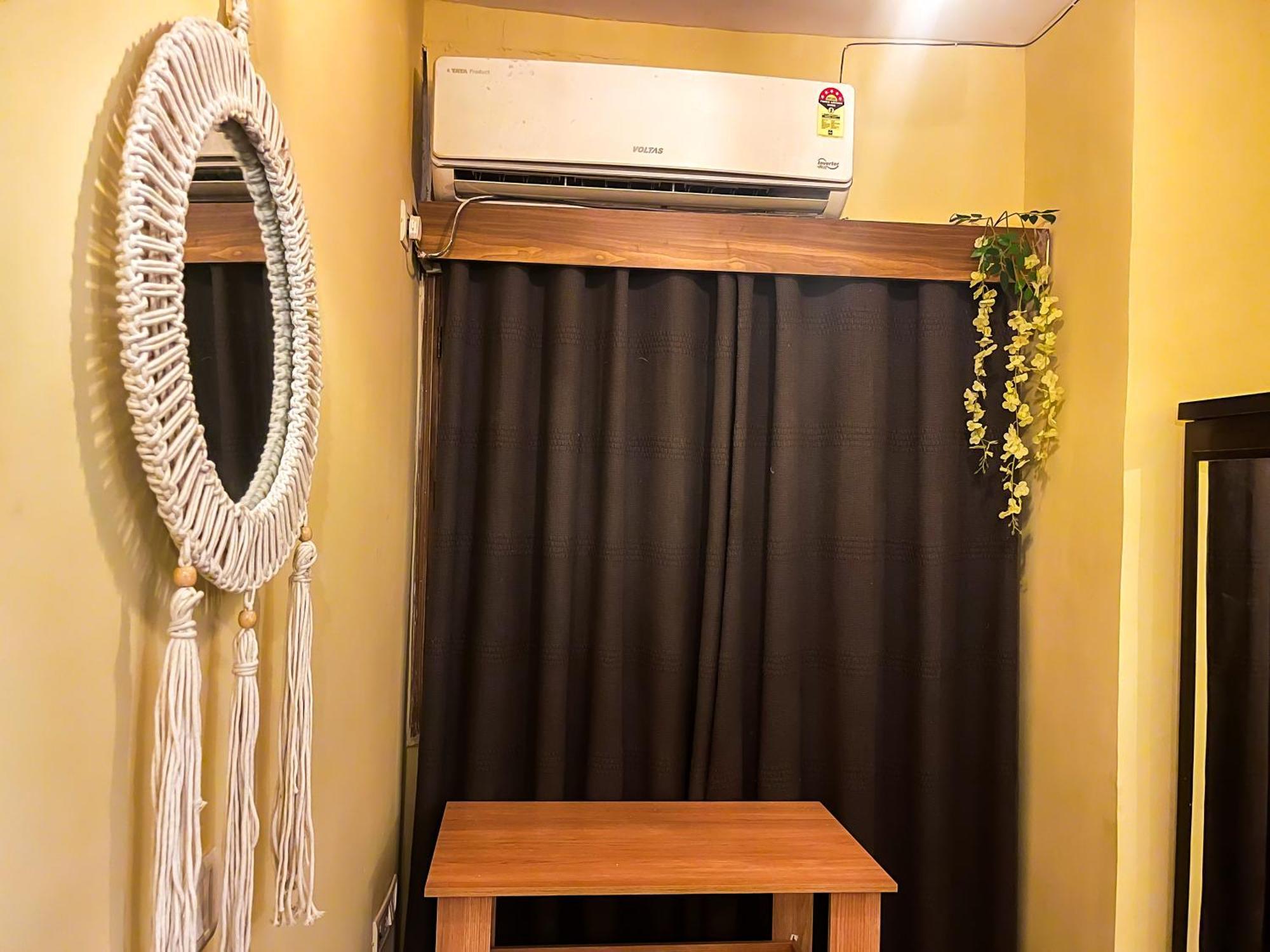 Atharva'S Homestay By Goaround Homes - Nehru Enclave Metro, South Delhi 뉴델리 외부 사진