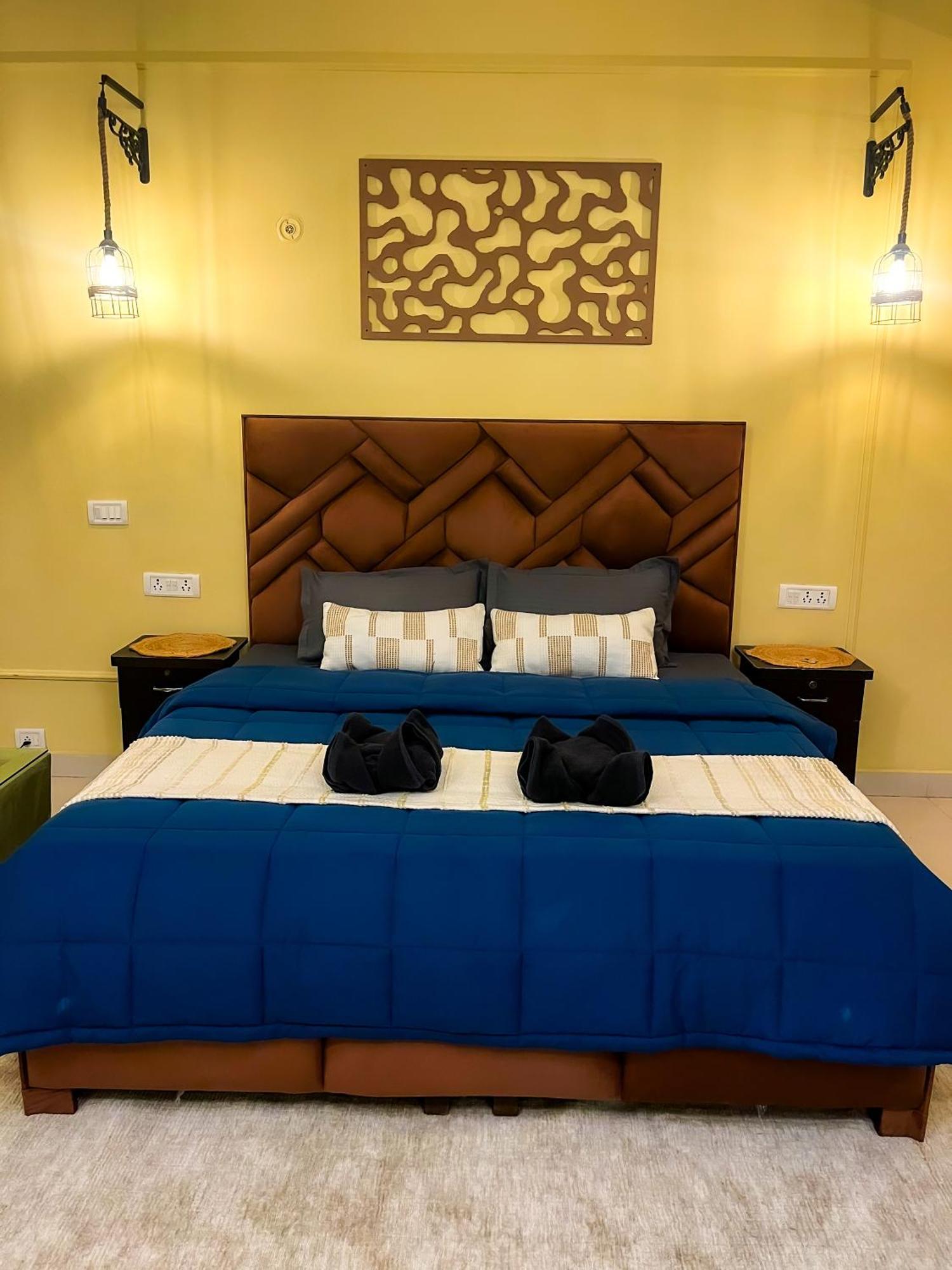 Atharva'S Homestay By Goaround Homes - Nehru Enclave Metro, South Delhi 뉴델리 외부 사진