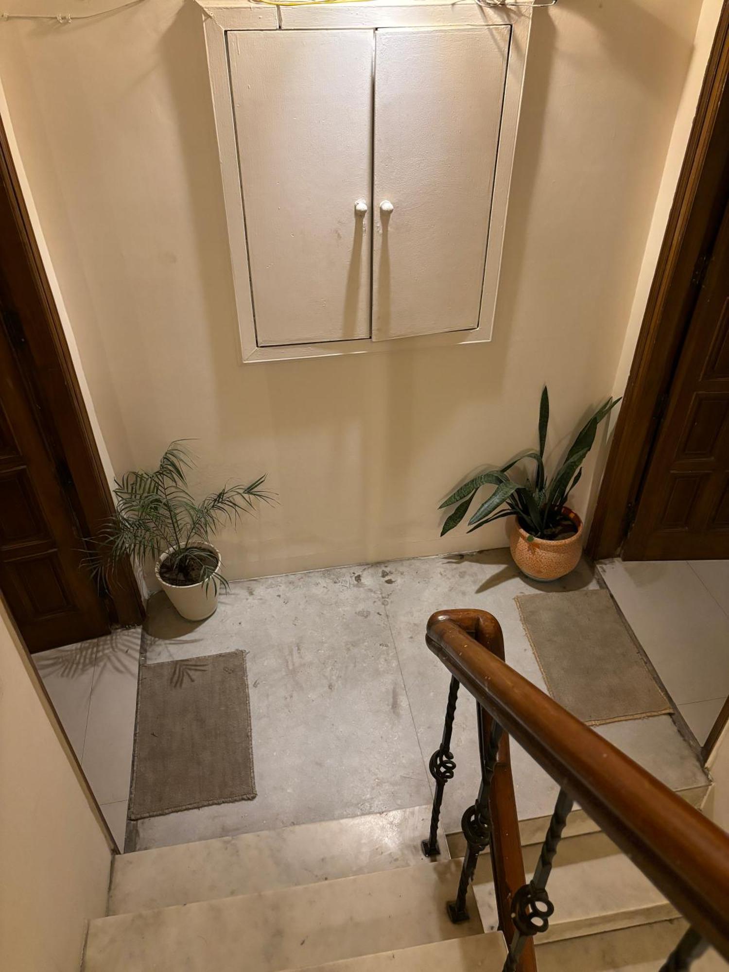 Atharva'S Homestay By Goaround Homes - Nehru Enclave Metro, South Delhi 뉴델리 외부 사진