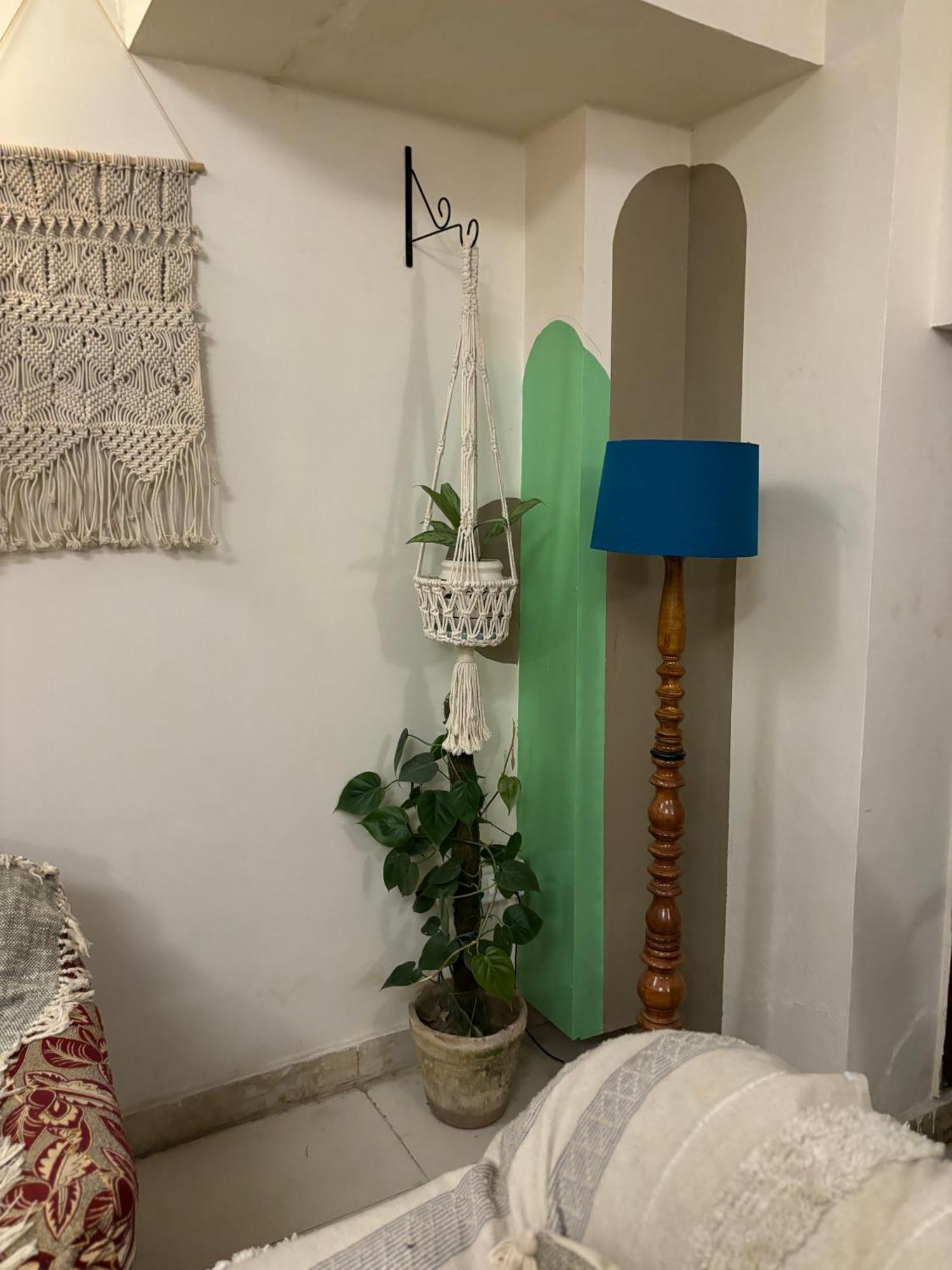 Atharva'S Homestay By Goaround Homes - Nehru Enclave Metro, South Delhi 뉴델리 외부 사진