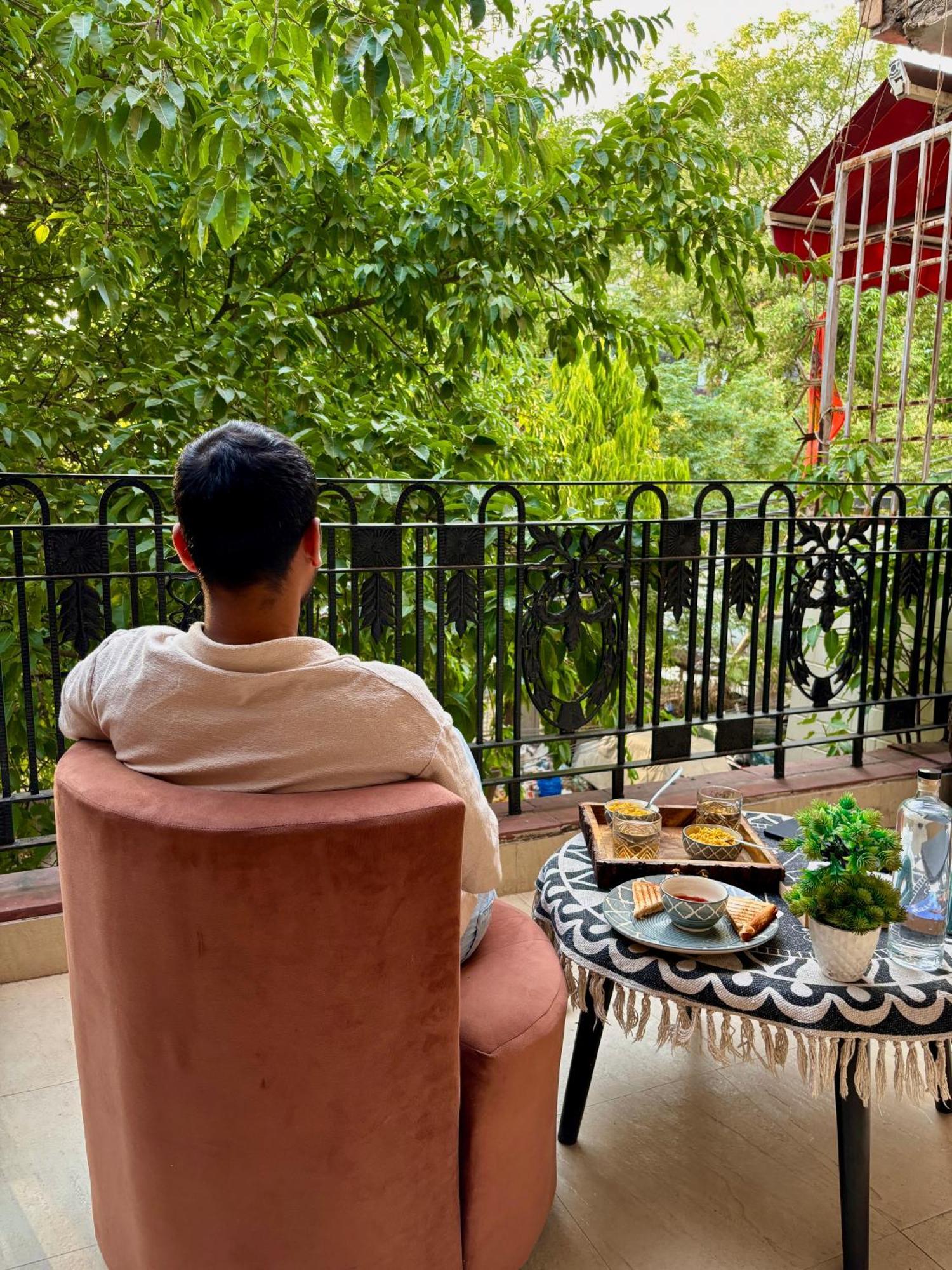 Atharva'S Homestay By Goaround Homes - Nehru Enclave Metro, South Delhi 뉴델리 외부 사진